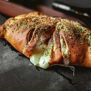 Peri Peri Calzone